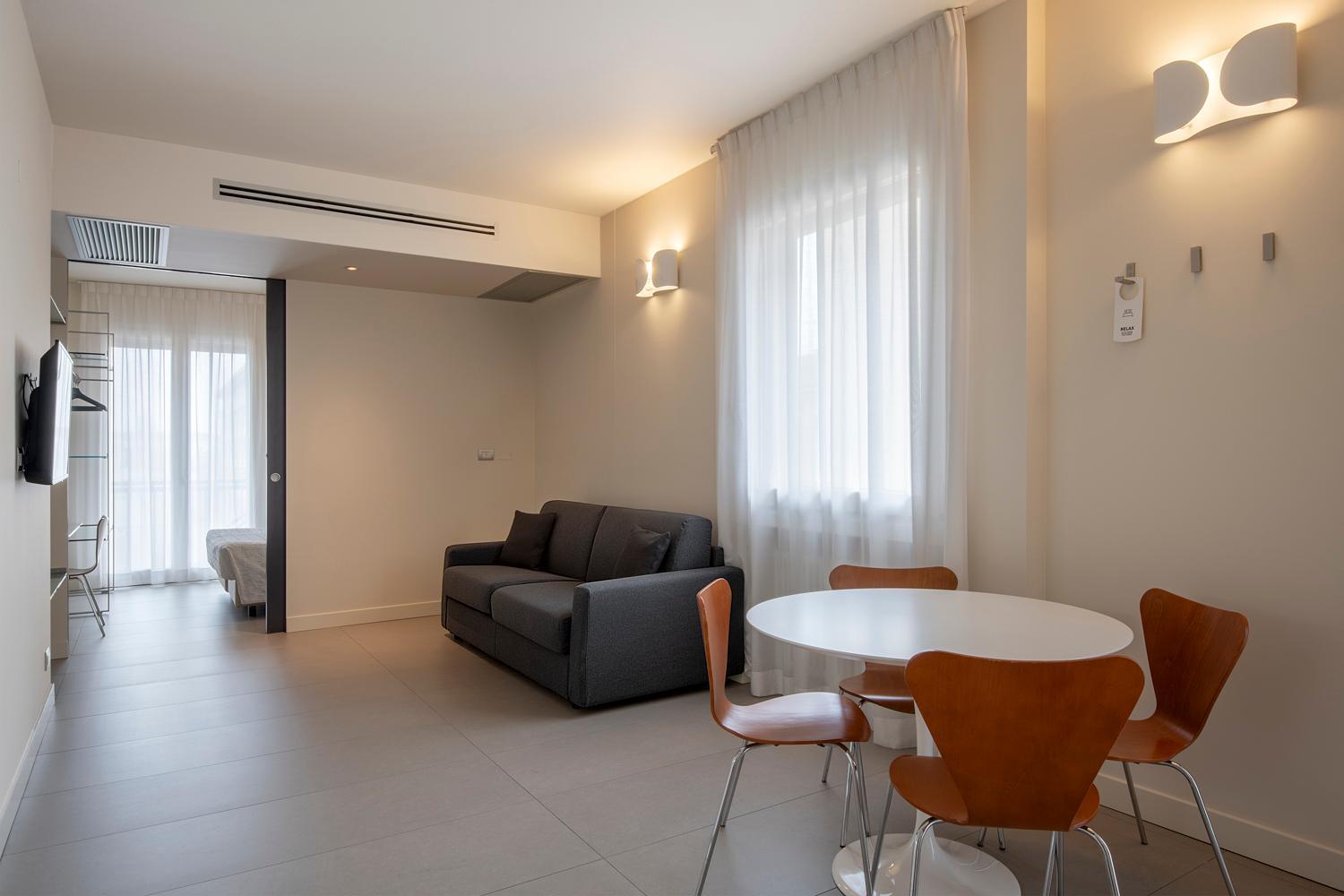 Standard Apartment,1592044507:JPEG