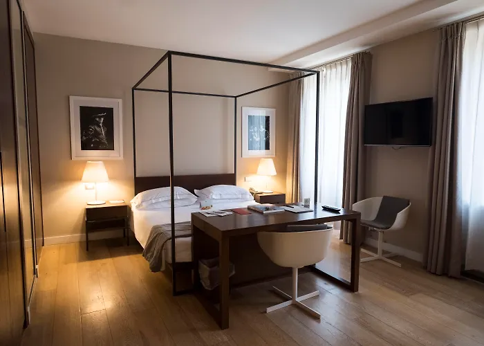 Romantic hotel: Escalus Luxury Suites Verona