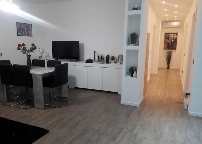 Alessandra'S Home